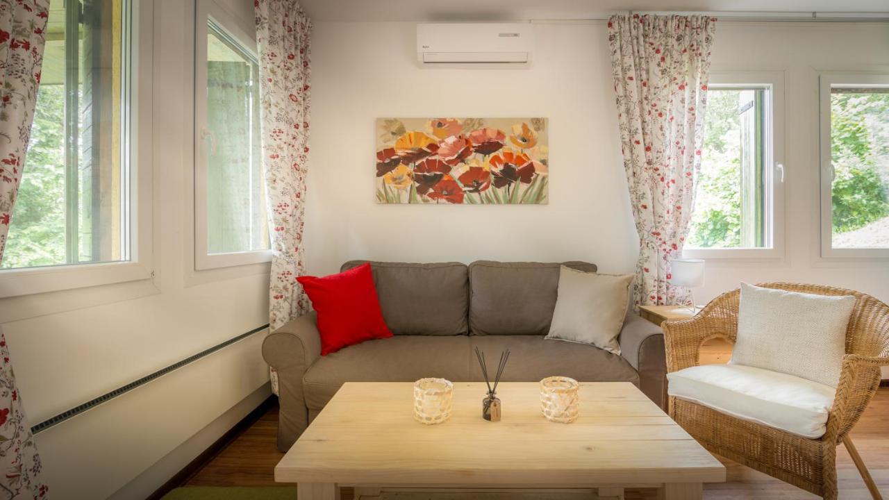 Vila Camelia Ґолубац Екстер'єр фото